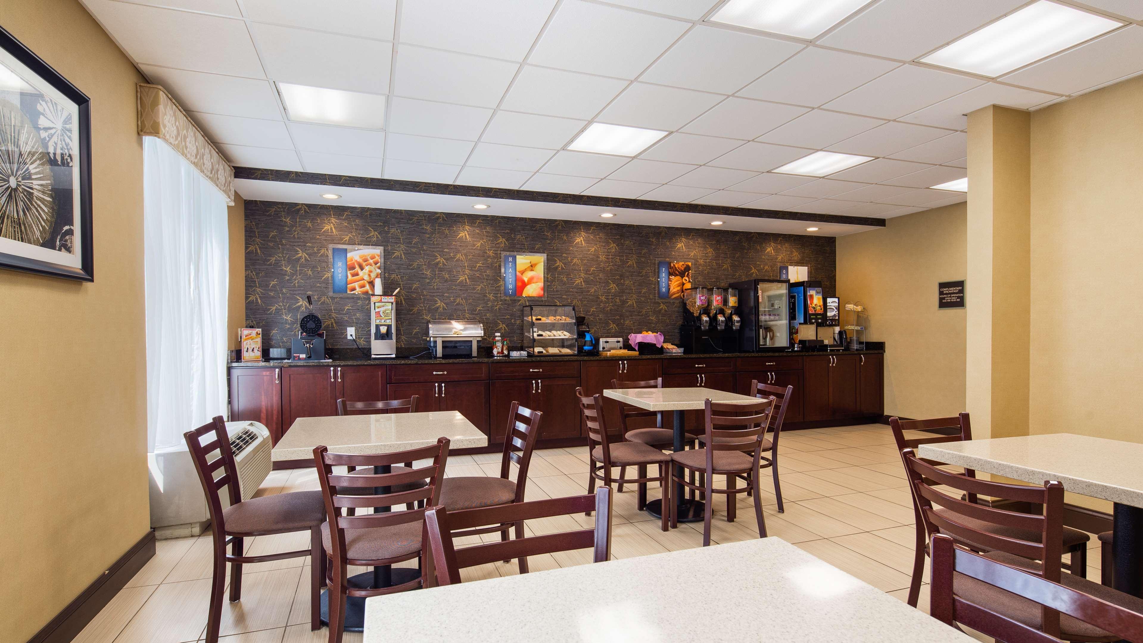 Western Springfield West Hotel 3*