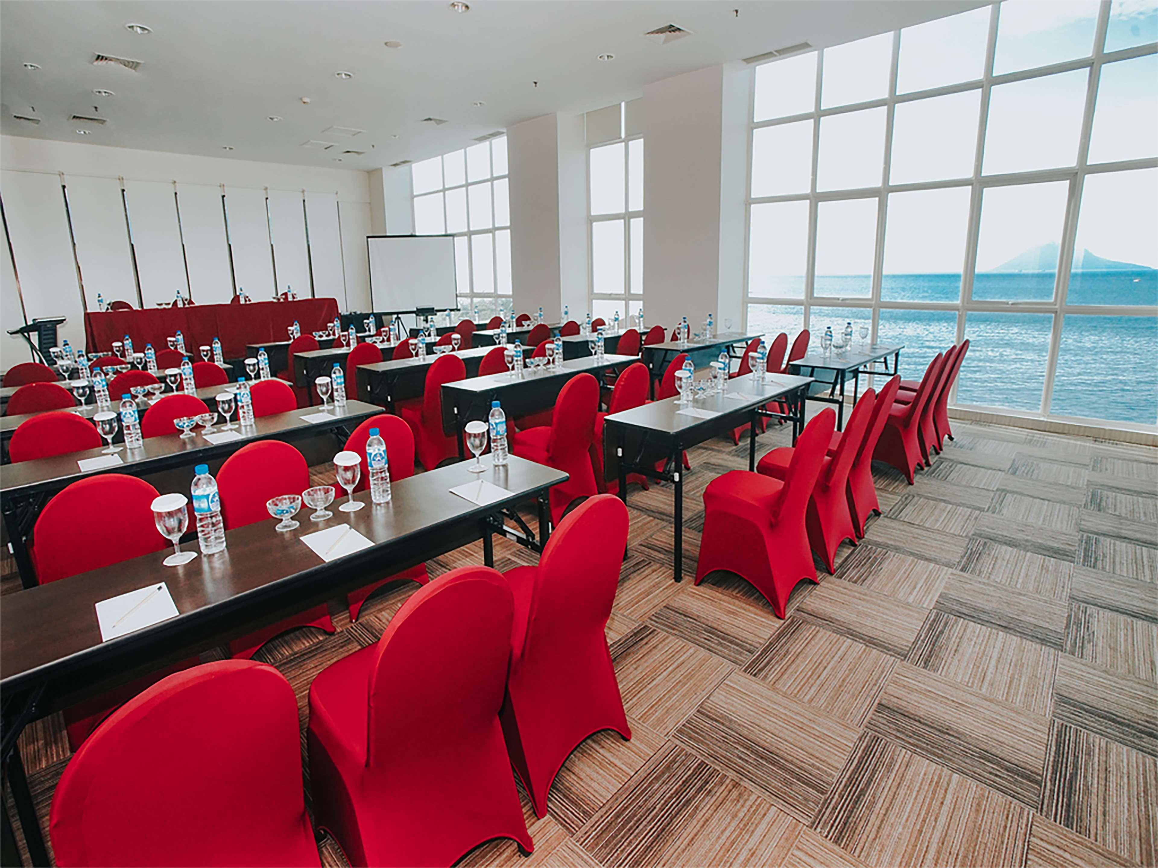 Western Springfield West Hotel 3*