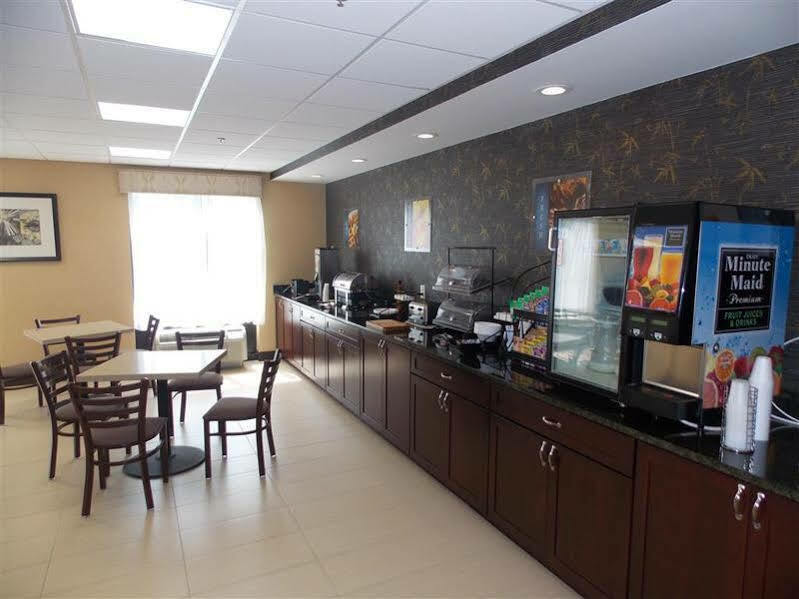 Western Springfield West Hotel 3*